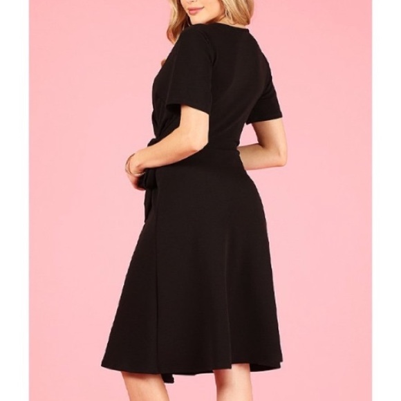 Black V-Neck Wrap Dress, M - Picture 2 of 8